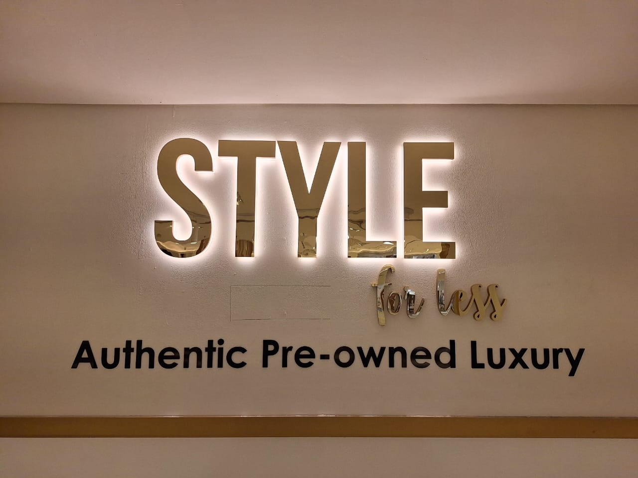 Indoor / Outdoor Signages example
